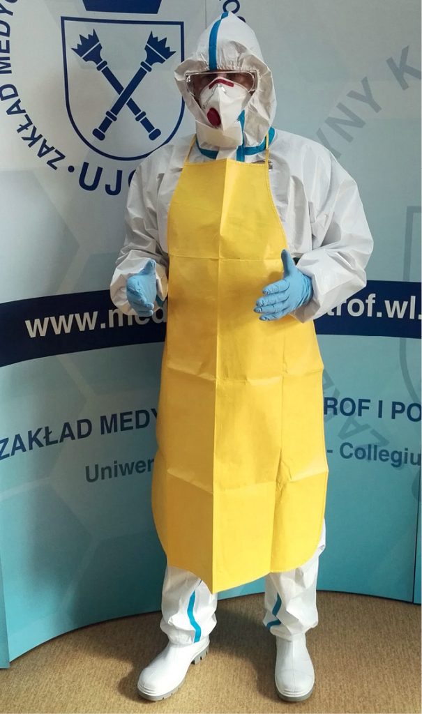 NAR_2_20_raport_specjalny_SRODKI_OCHRONY_INDYWIDUALNEJ_ZAGROZENIA_BIOLOGICZNE_KORONAWIRUS_FOT_2