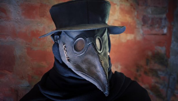 NAR_1_21_warto_wiedziec_HISTORIA_EPIDEMII_W_POLSCE_iStock-1278628985