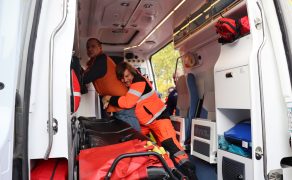 Jak powinna wyglądać samoobrona w ambulansie?