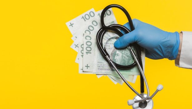 Ile będzie trzeba zapłacić za wpis do spisu ratowników medycznych?