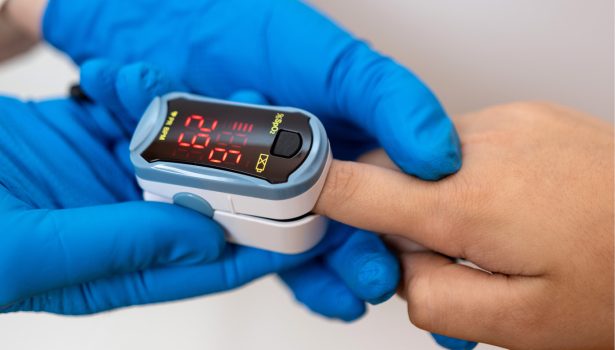 NAR_6_25_wiedza_w_praktyce_Pawel_Szczurek_ZATRUCIE_AZOTANEM_IZOPROPYLU_iStock-2149487899