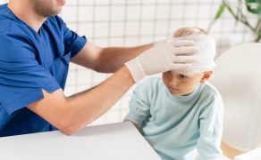 ratownicy24-uraz-glowy-u-dziecka