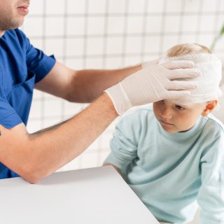 ratownicy24-uraz-glowy-u-dziecka