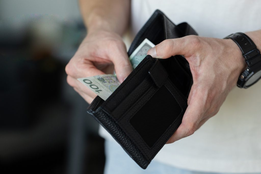 Grubszy portfel ratownika medycznego. To już pewne