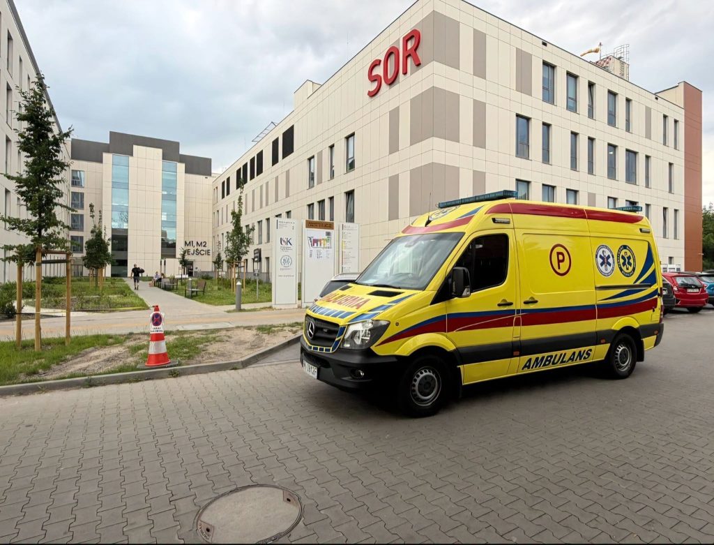 Misja transportowa ratowników medycznych z Mielca – 15 godzin w drodze