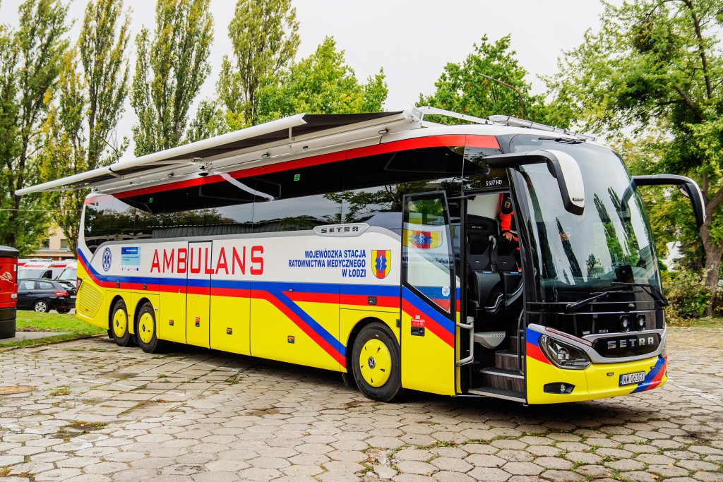 Już jest – największy ambulans w Polsce właśnie zameldował się w Łodzi